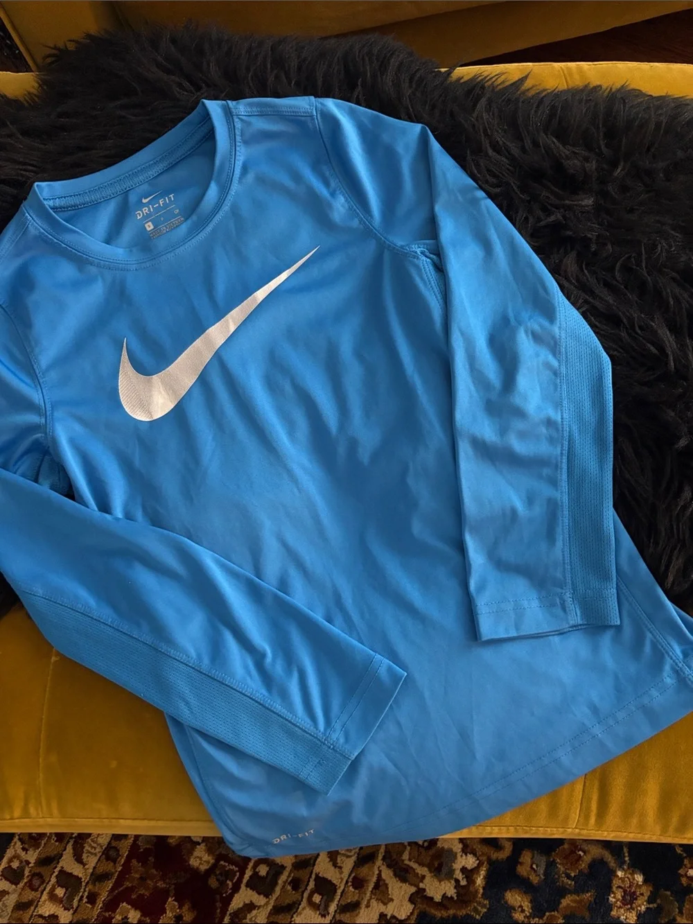 Boys Nike Dri Fit Athletic Long Sleeve Top S 7 8